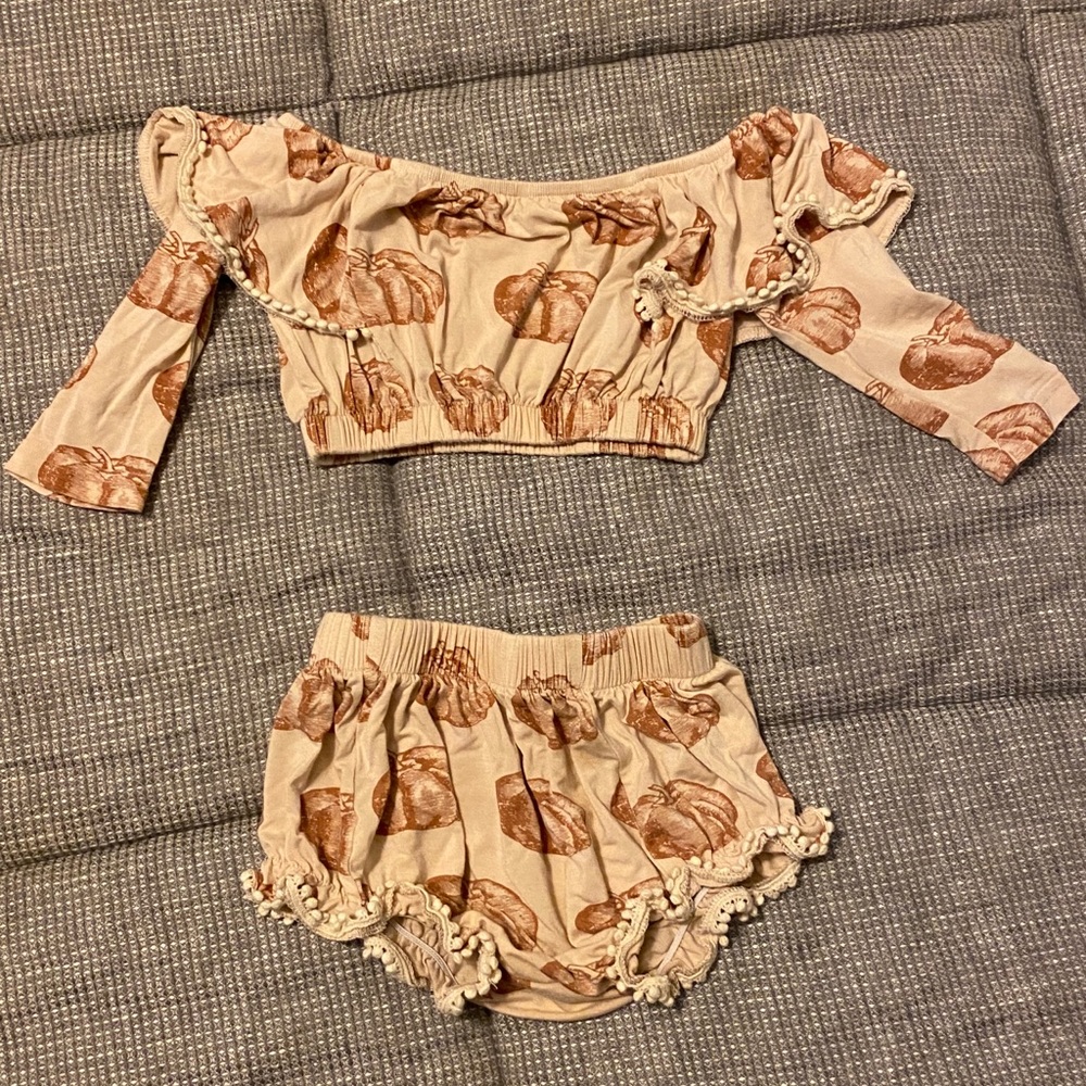 Kate Quinn Matching Set